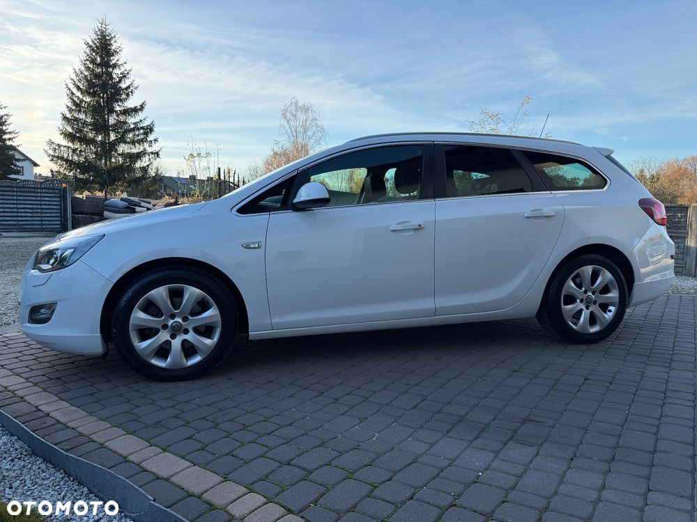 Opel Astra 1.6 Turbo Sports Tourer Innovation - 26