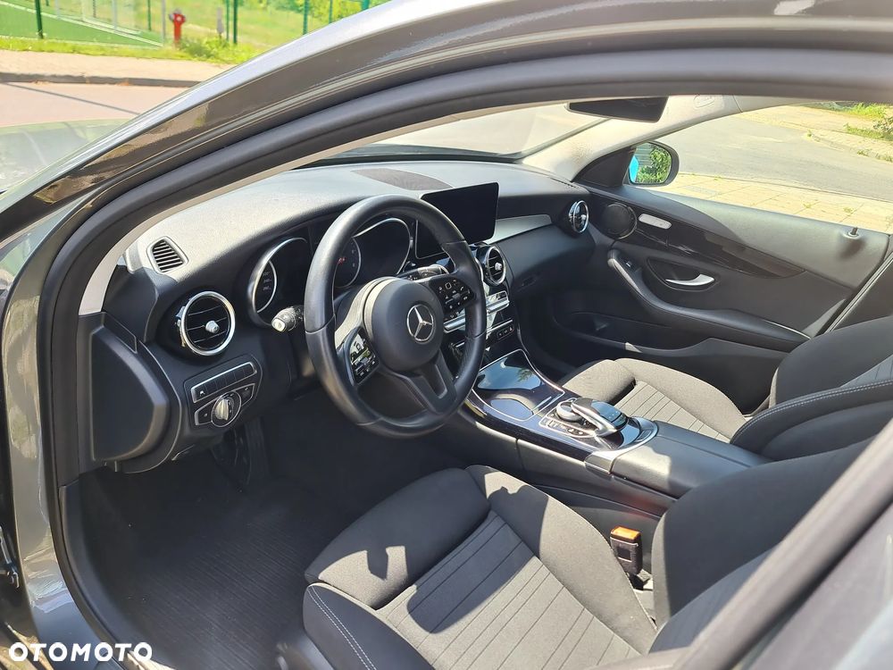 Mercedes-Benz Klasa C 180 d 9G-TRONIC - 4