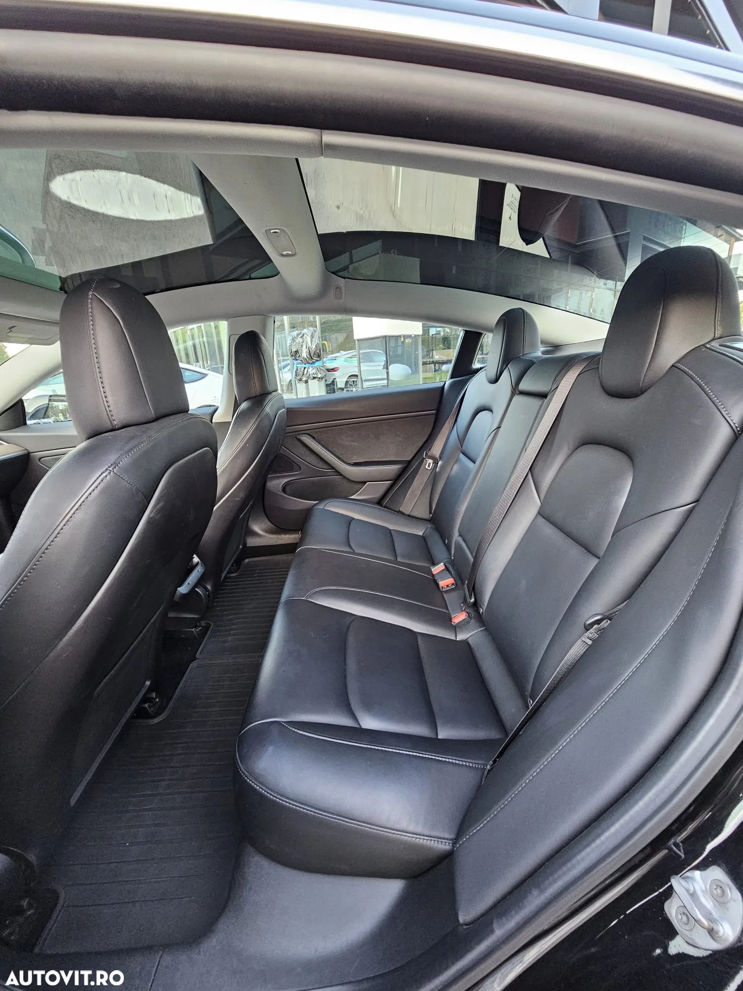 Tesla Model 3 Langstreckenbatterie Allradantrieb Dual Motor - 12