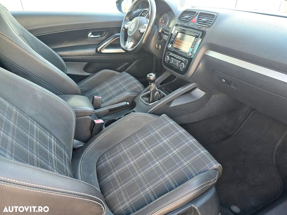 Volkswagen Scirocco 1.4 TSI Edition - 8
