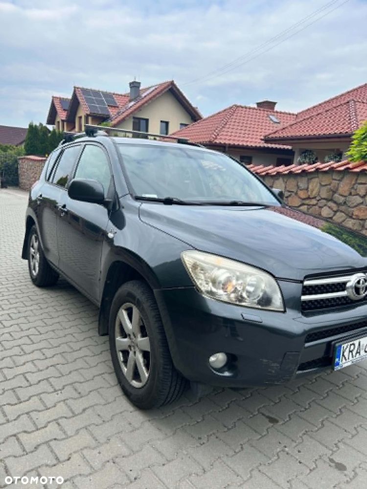 Toyota RAV4 2.2 D-4D Luna - 2