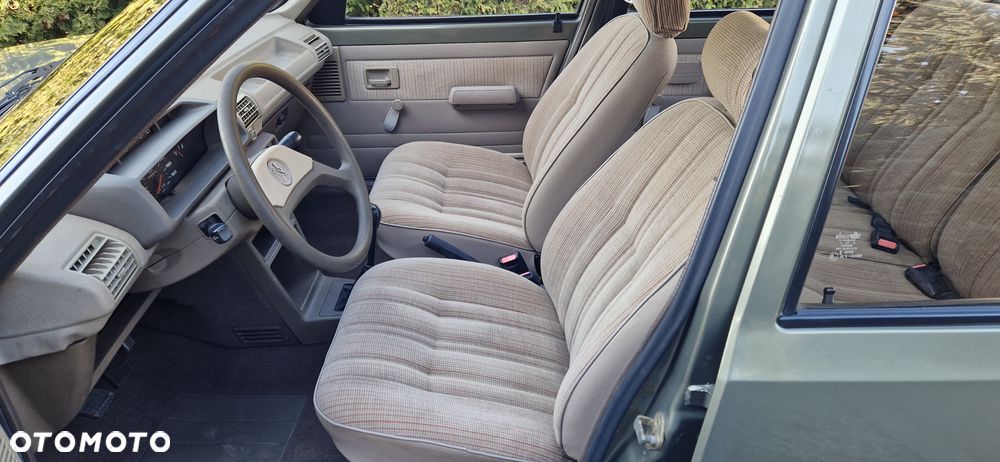 Peugeot 205 1.4 SR - 14