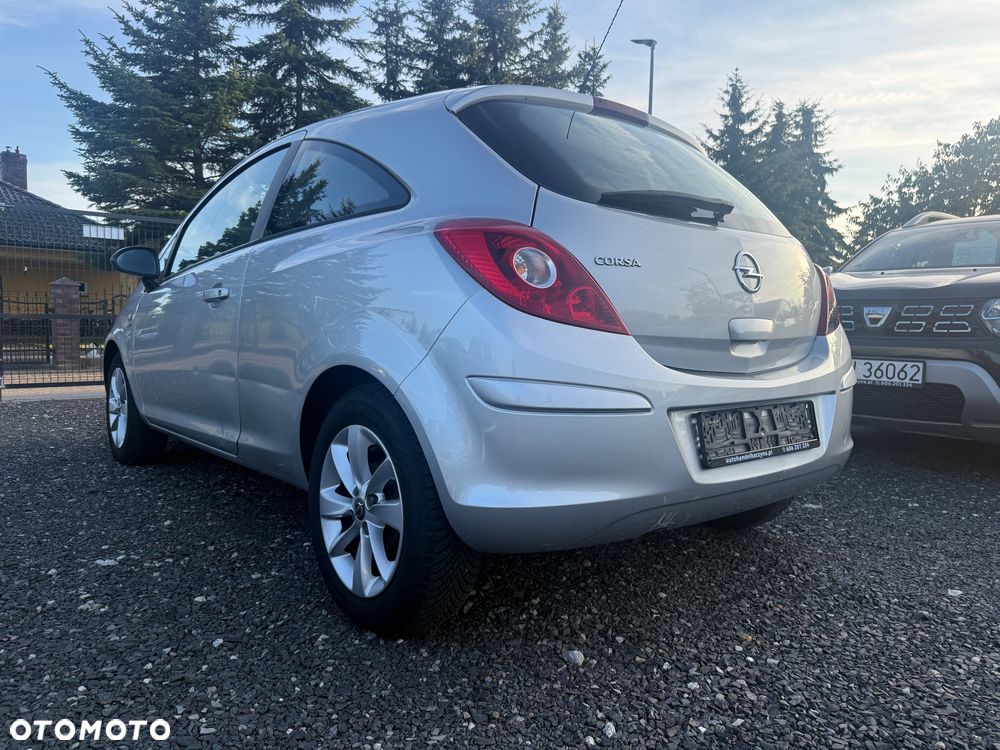 Opel Corsa 1.2 16V Energy - 8