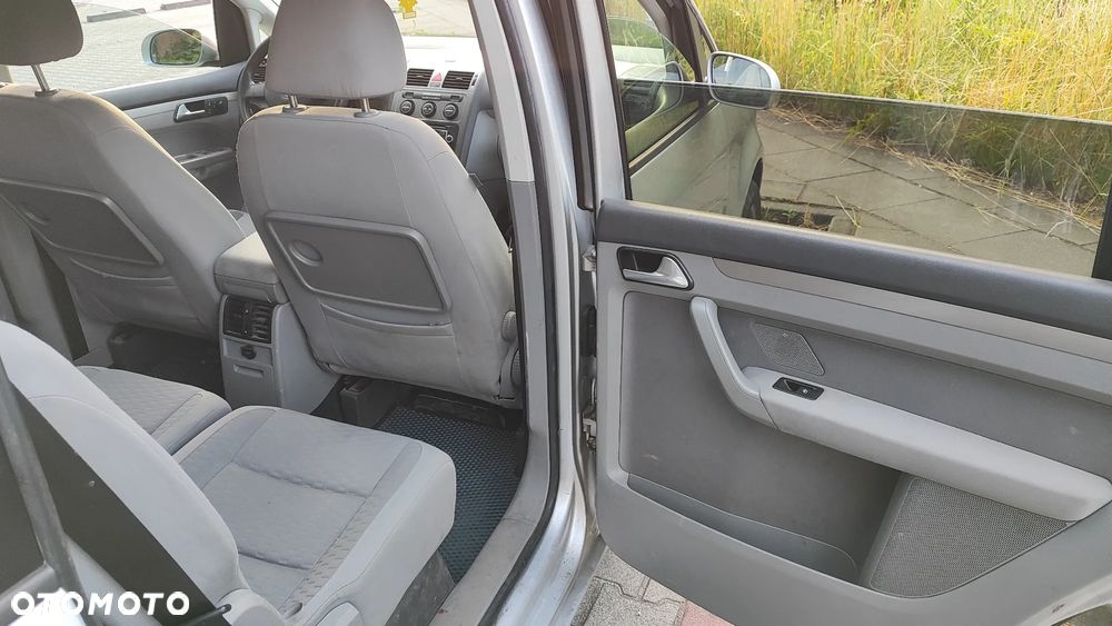 Volkswagen Touran 1.6 Trendline - 9