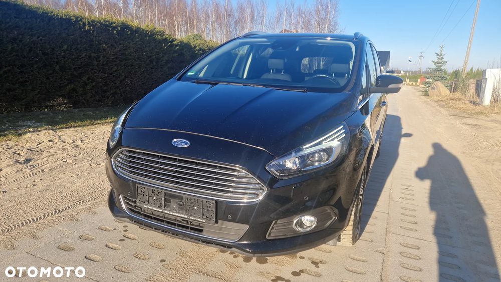 Ford S-Max 2.0 EcoBlue Titanium - 4
