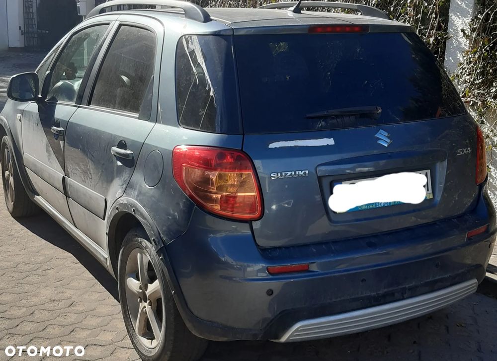 Suzuki SX4 1.6 GLX / Comfort - 4