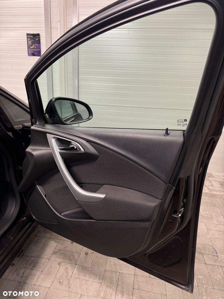Opel Astra ver-1-6-enjoy - 15