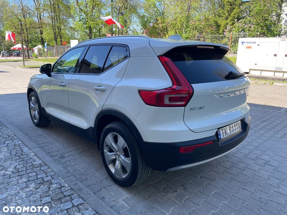 Volvo XC 40 T3 Momentum Pro - 7
