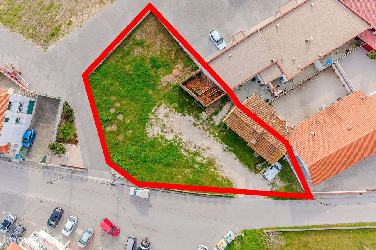 Moradia T1 para Restaurar | Lote de 931 m² – Monte Redondo e Carreira - Grande imagem: 4/5
