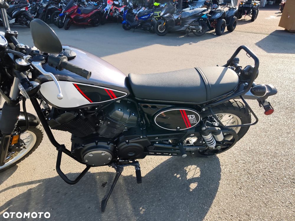 Yamaha SCR - 18
