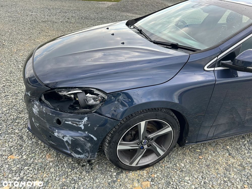 Volvo V40 D2 R Design - 2