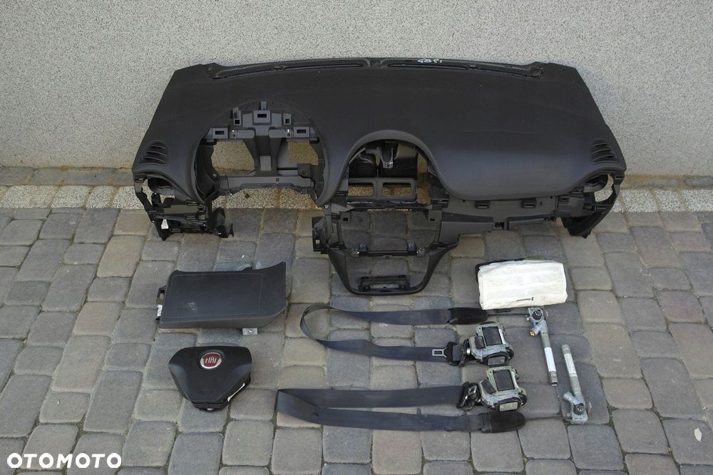 fiat punto evo airbag deska konsola kokpit pulpit
