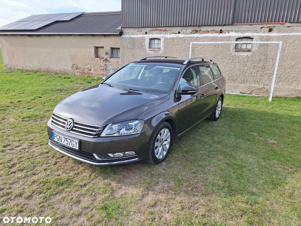 Volkswagen Passat 2.0 TDI DSG BlueMotion Technology Comfortline - 15