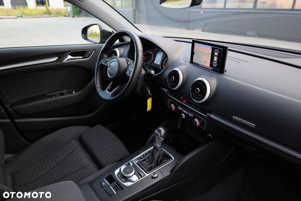 Audi A3 Limousine 1.4 TFSI CoD Sport S tronic - 32