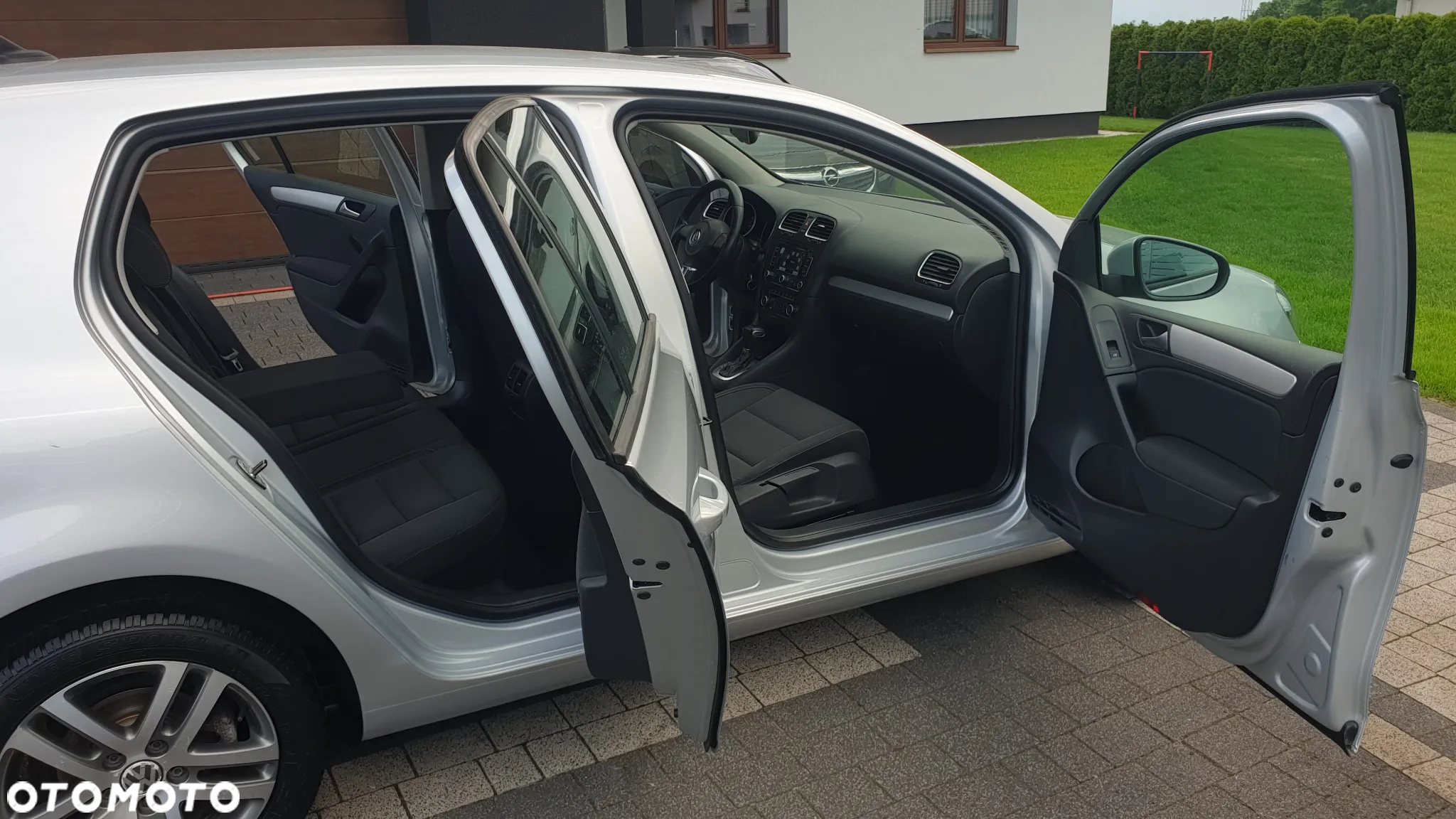 Volkswagen Golf Variant 1.4 TSI BlueMotion Technology DSG Comfortline - 23