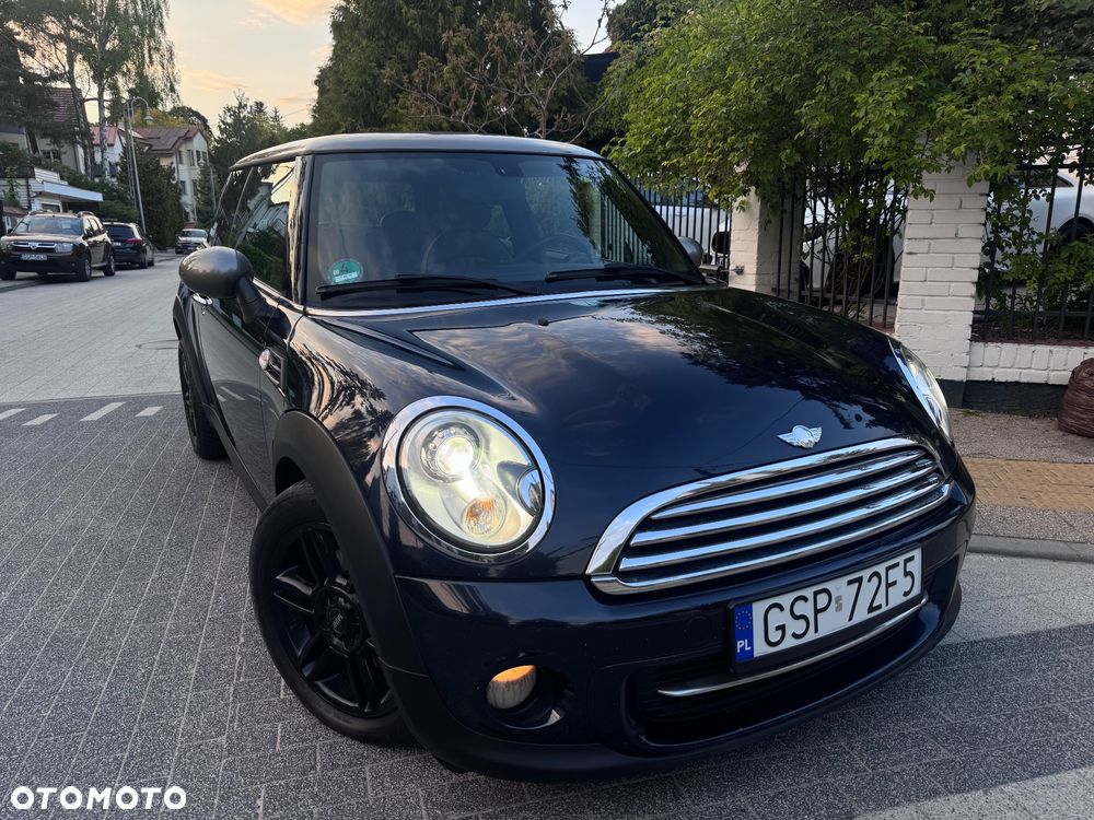 MINI Cooper 50 Mayfair - 2