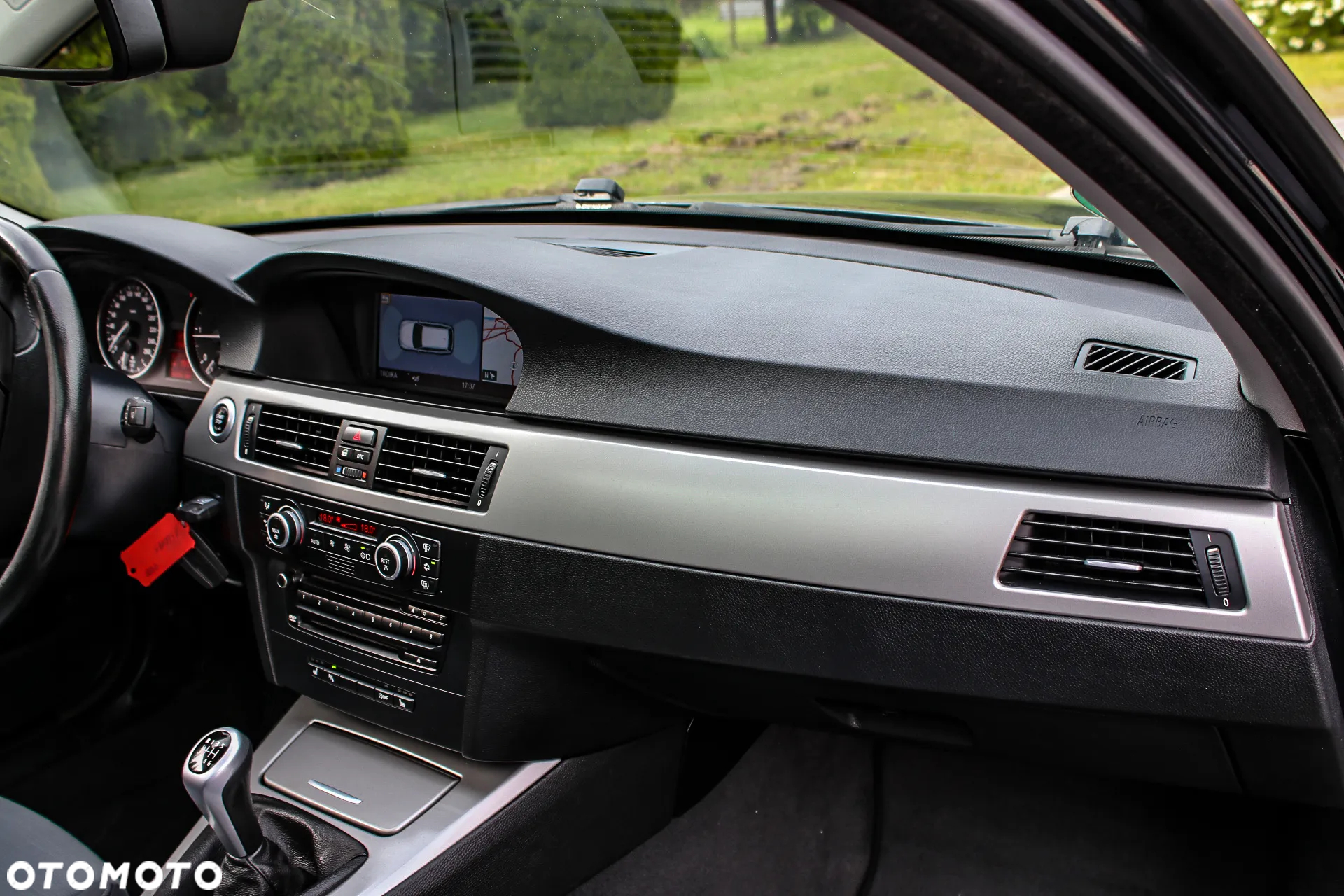 BMW Seria 3 320d - 22