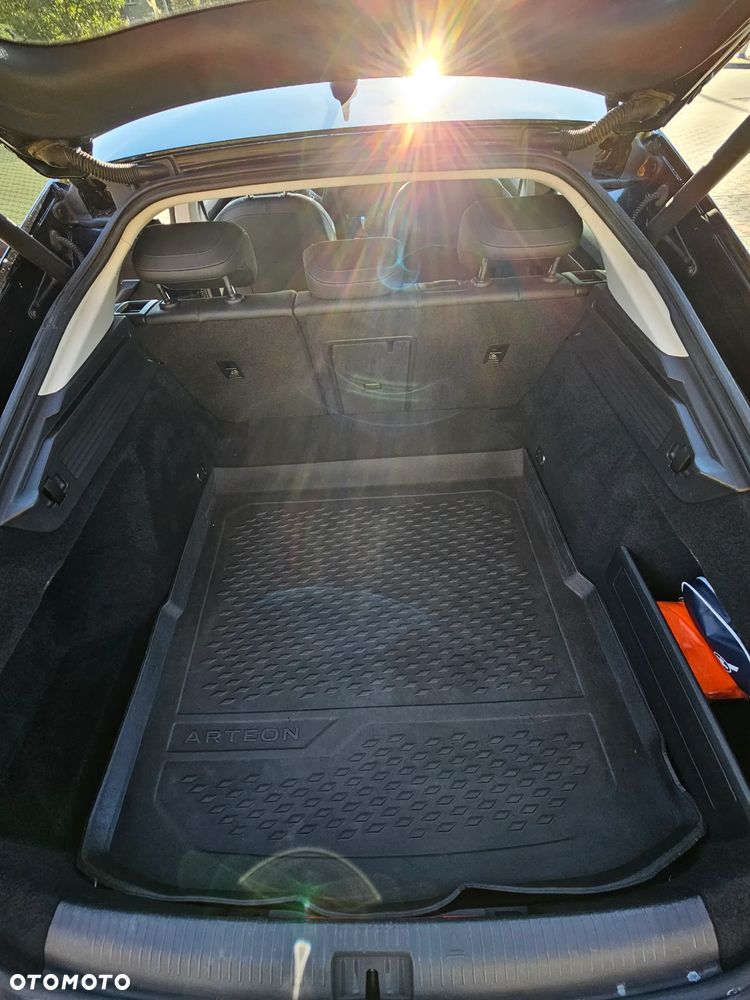 Volkswagen Arteon 2.0 TSI Elegance DSG - 32
