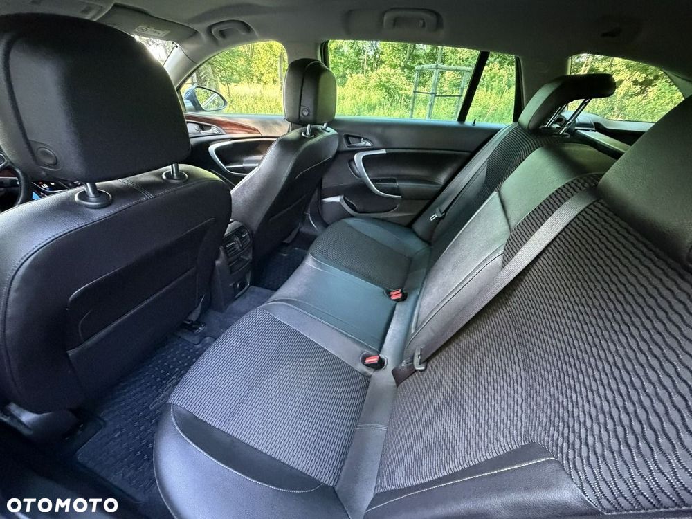 Opel Insignia - 25