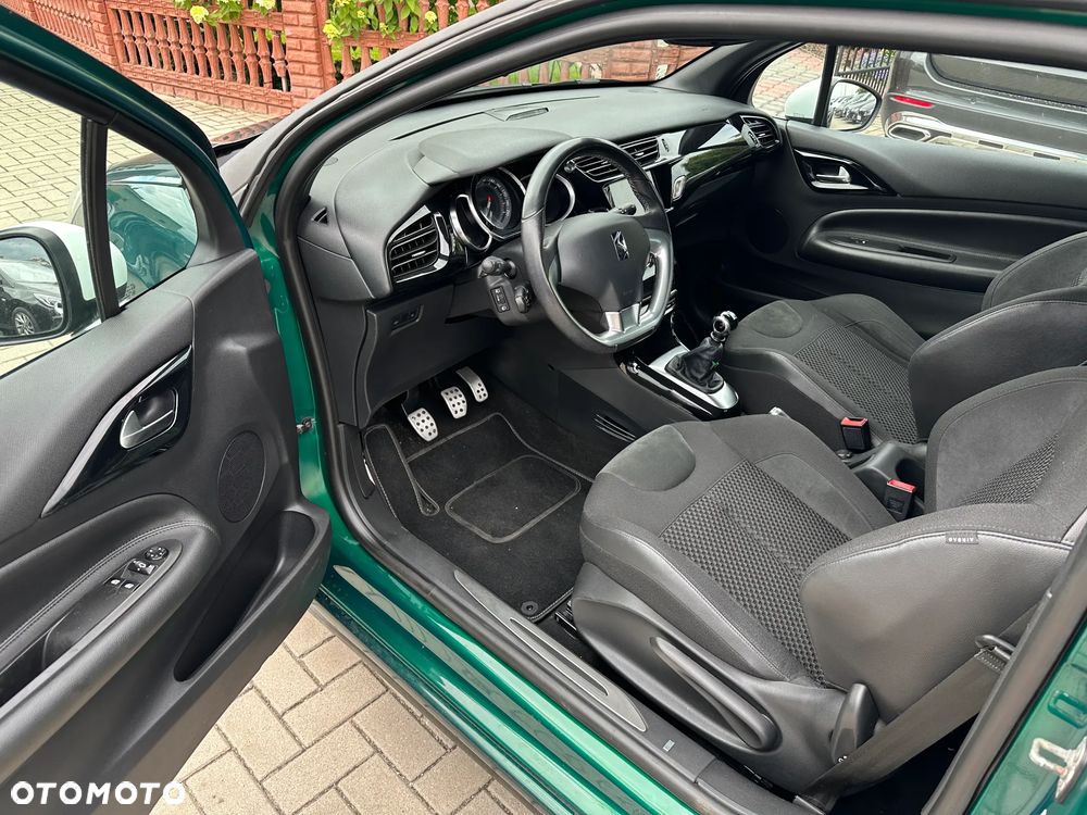 DS Automobiles DS 3 - 6