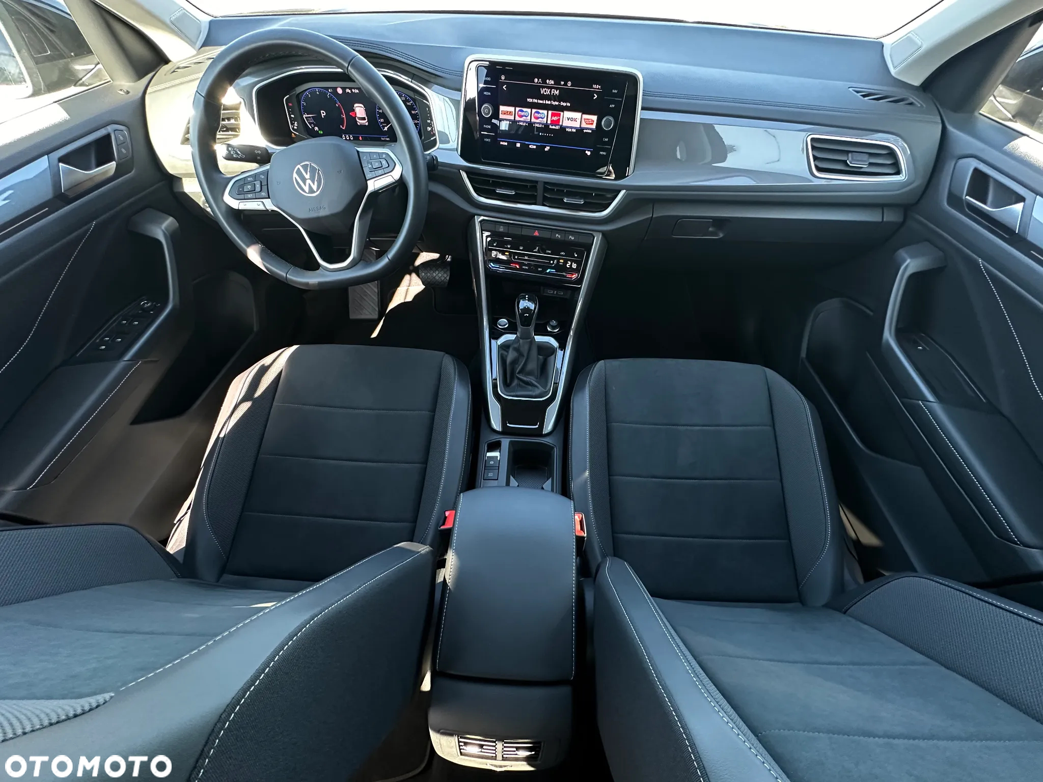 Volkswagen T-Roc 1.5 TSI Style DSG - 10