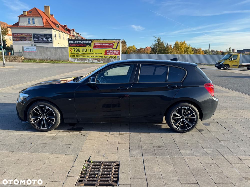 BMW Seria 1 120d Sport Line - 2