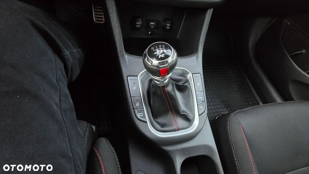 Hyundai i30 1.5 T-GDI 48V-Hybrid N-Line - 22