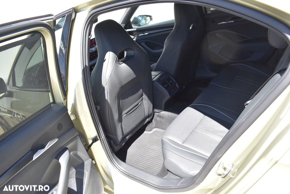 Skoda Superb 2.0 TSI 265 CP 4x4 DSG Sportline - 19