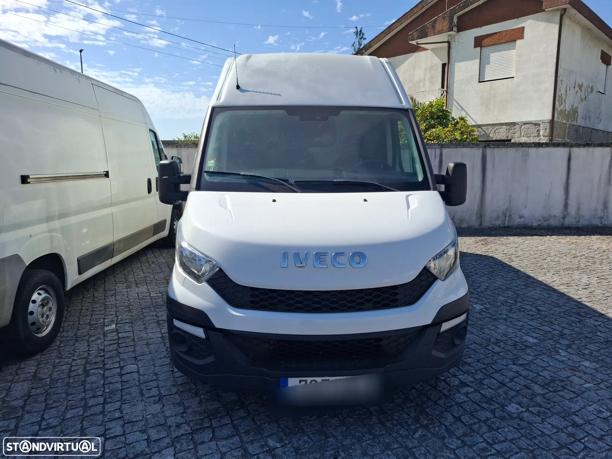 Iveco DAILY 2.3CDTI 35/20 9m3 ISOTÉRMICO C/MOTOR FRIO - 7