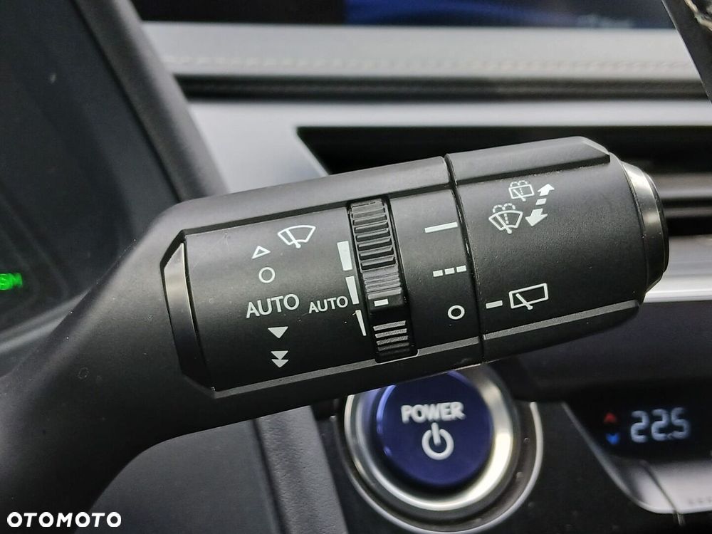 Lexus UX 250h GPF F Impression 2WD - 33