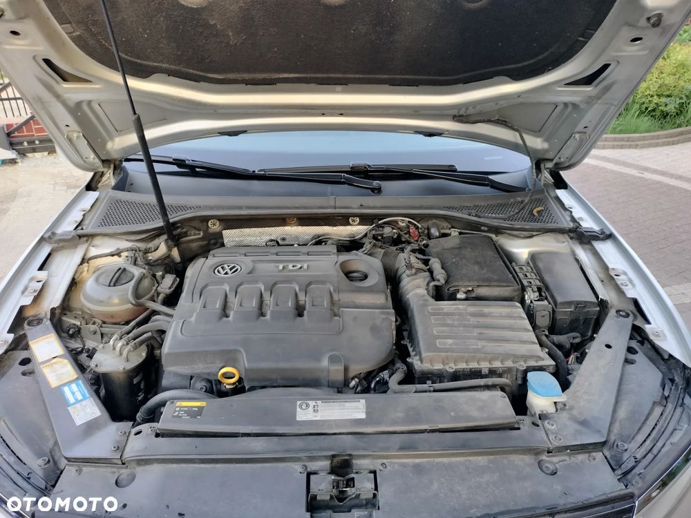 Volkswagen Passat - 5