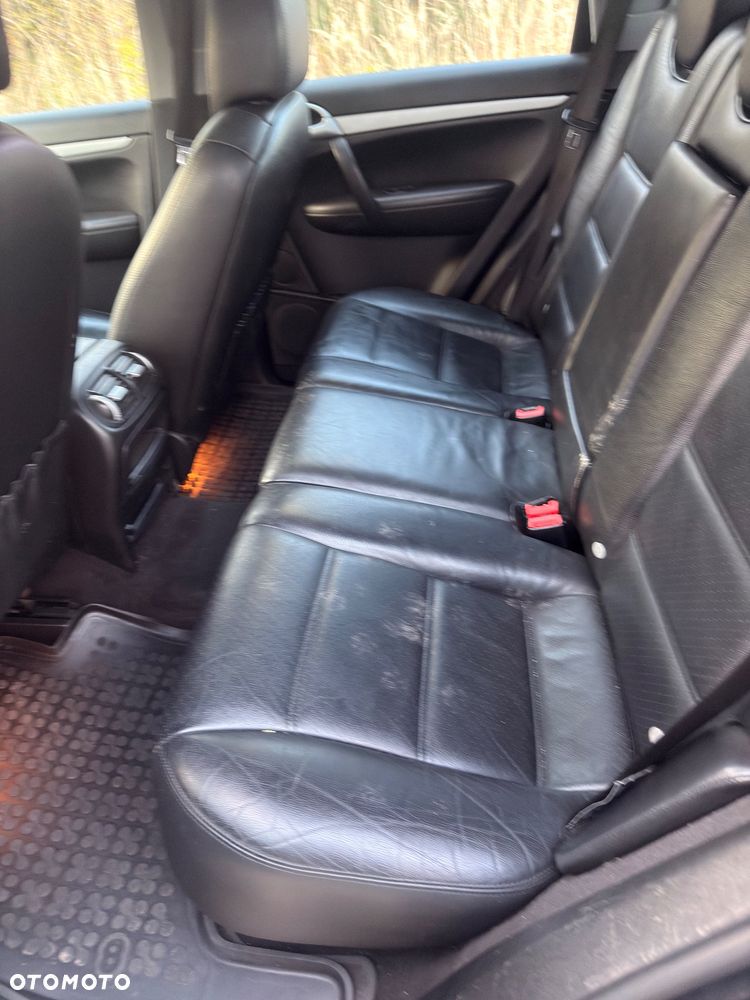 Porsche Cayenne - 22