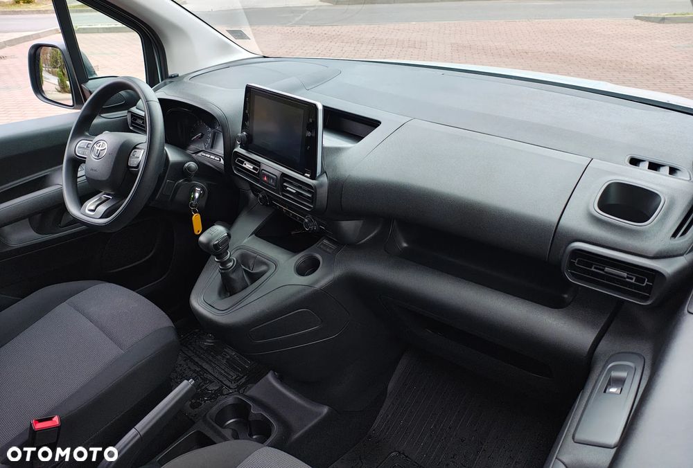 Toyota Proace - 22