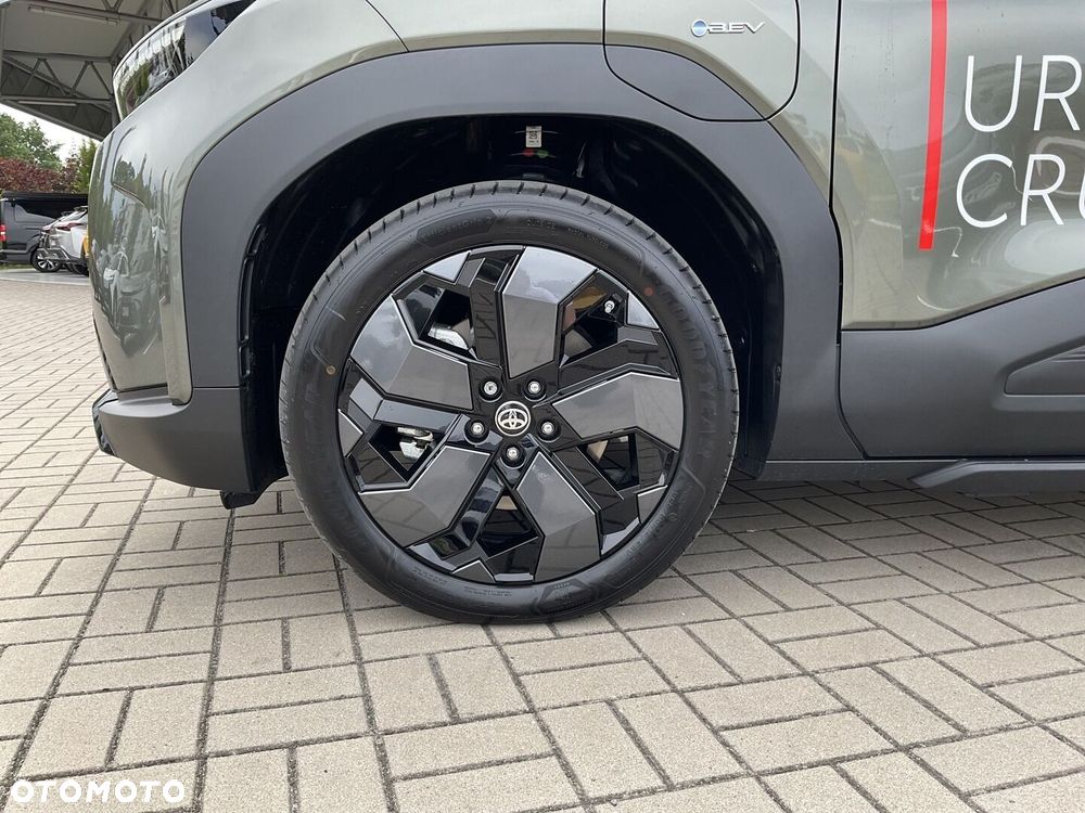 Toyota Urban Cruiser - 11