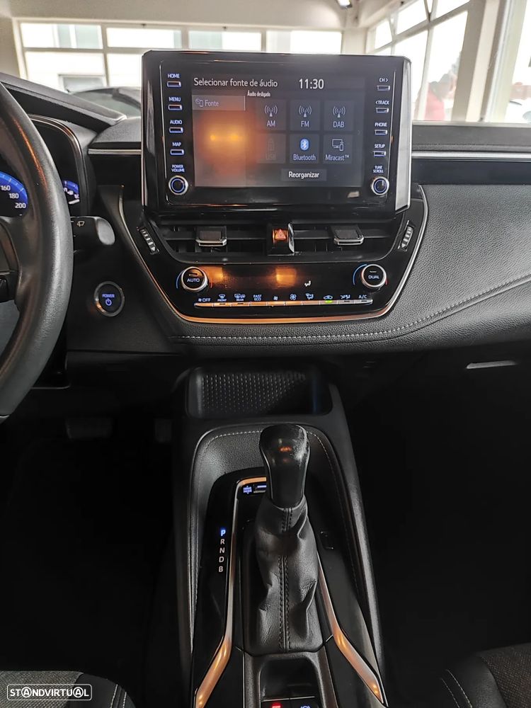 Toyota Corolla Touring Sports 1.8 Hybrid Comfort - 32