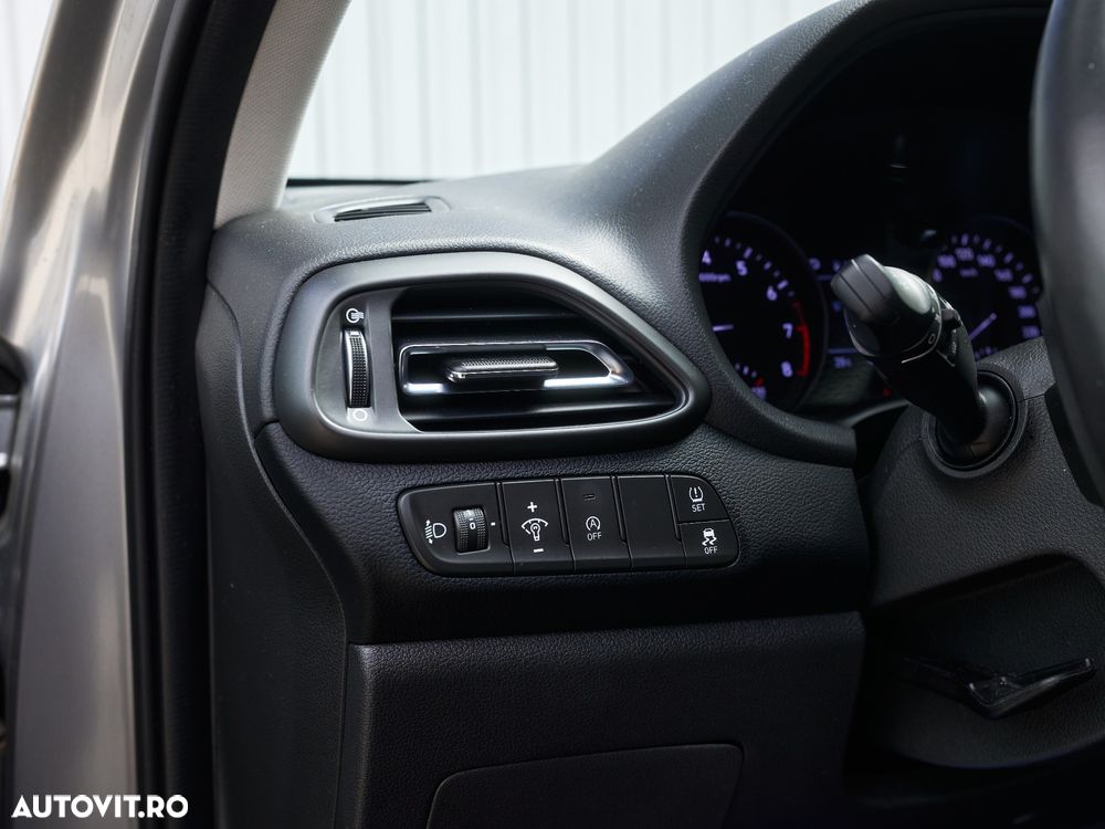 HYUNDAI i30 2021 — imagine 20