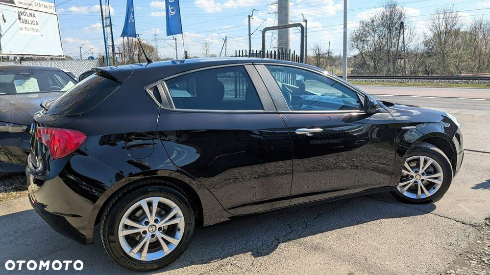 Alfa Romeo Giulietta - 10