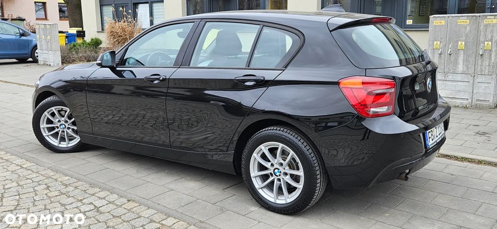 BMW Seria 1 116i - 4