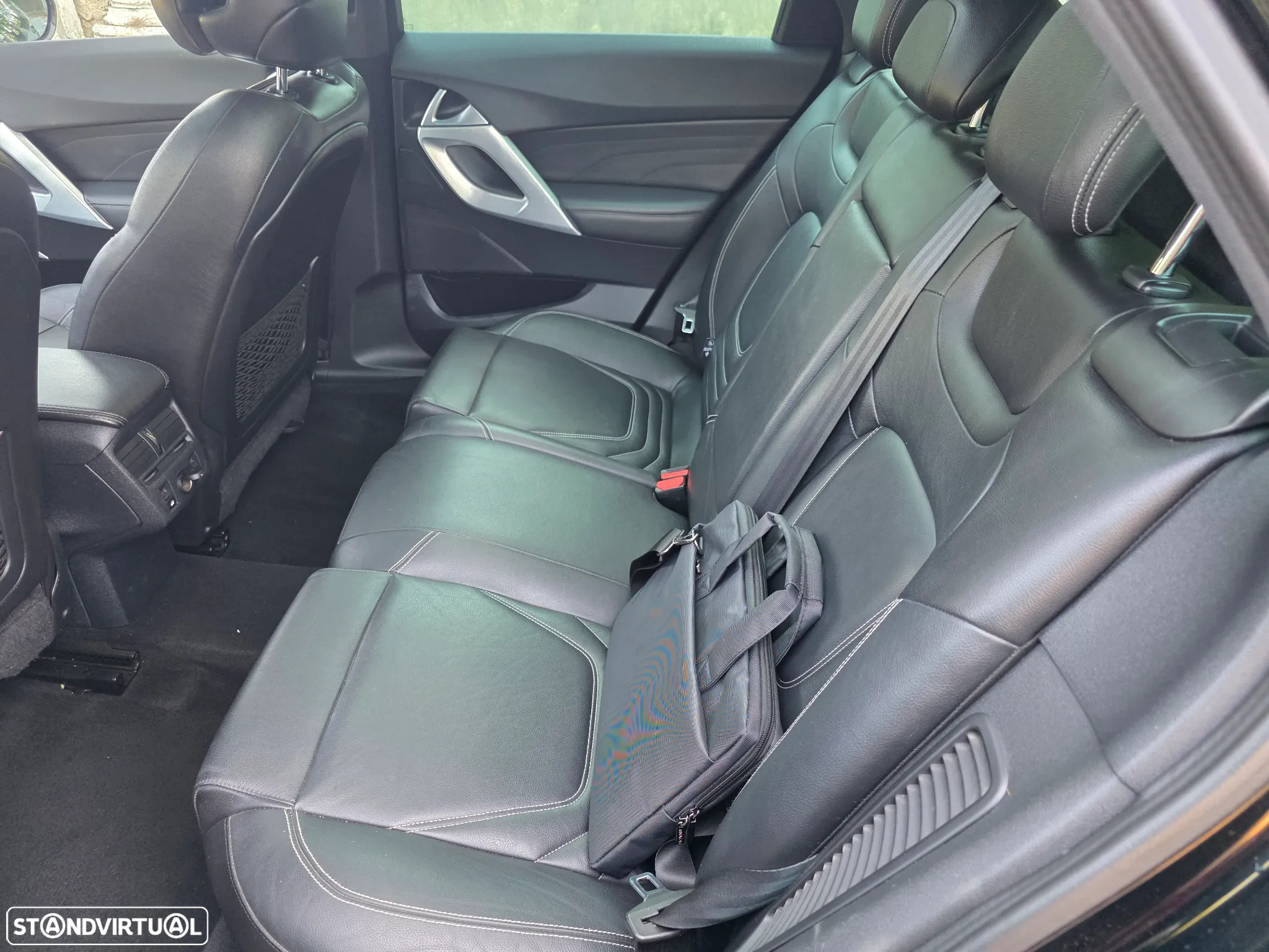 Citroën DS5 2.0 HDi Hybrid4 Sport Chic CMP6 - 24