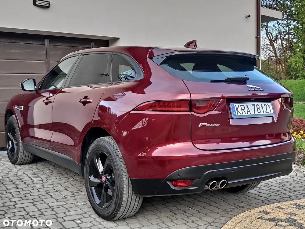 Jaguar F-Pace - 5