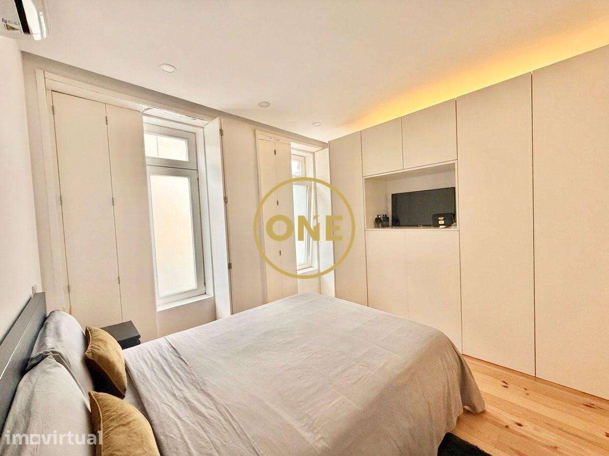 Apartamento T1 com Terraço e Garagem no Centro do Porto - Grande imagem: 2/17