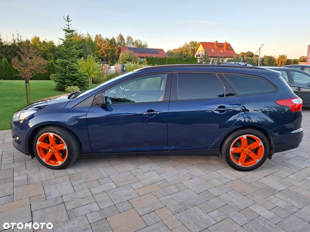 Ford Focus 1.6 TDCi DPF Champions Edition - 11
