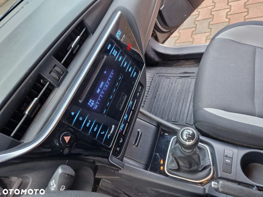Toyota Auris 1.6 Active - 22