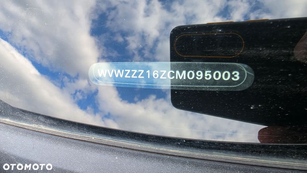 Volkswagen Jetta 1.2 TSI BMT Trendline - 12