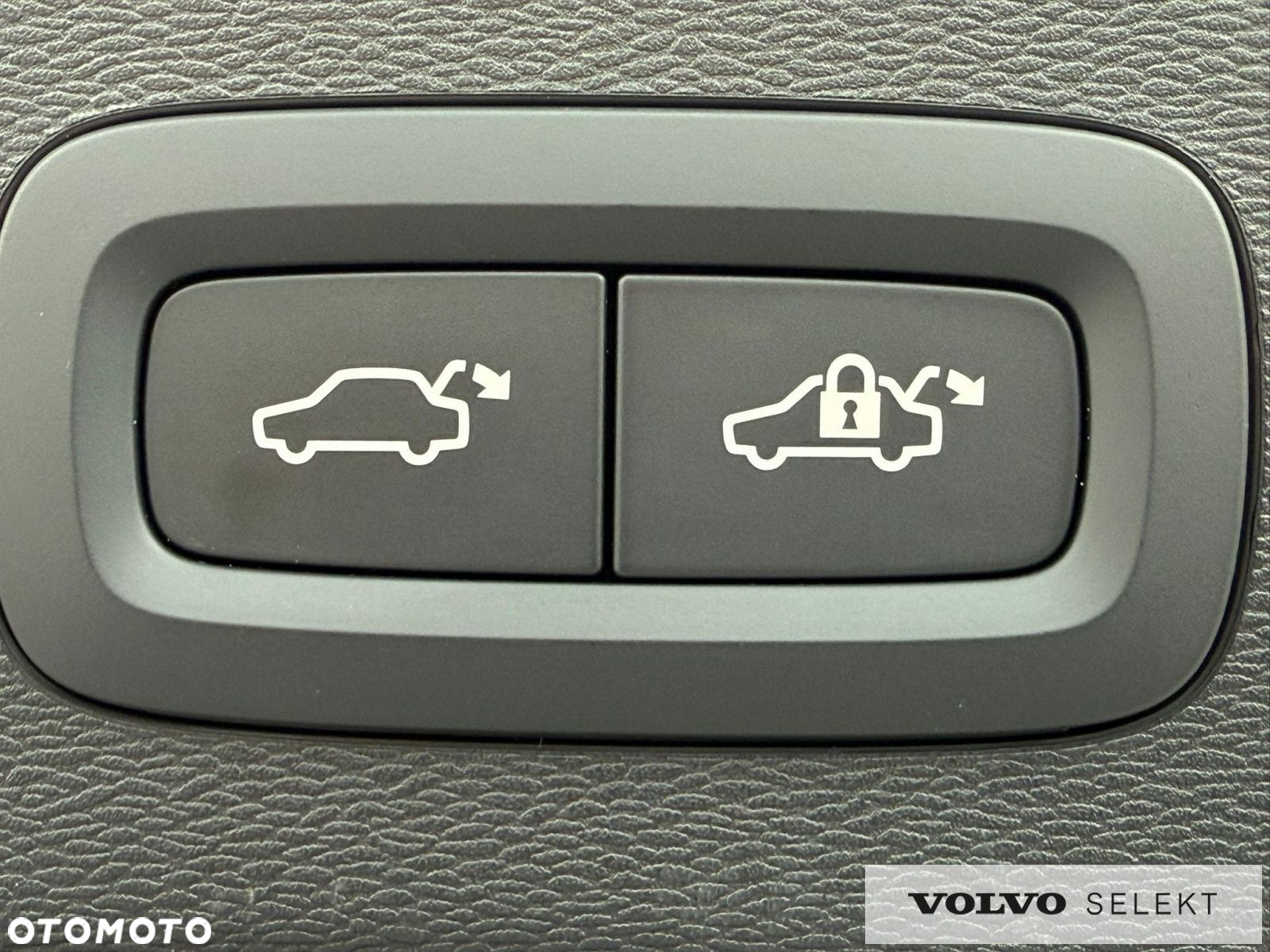 Volvo C40 - 19