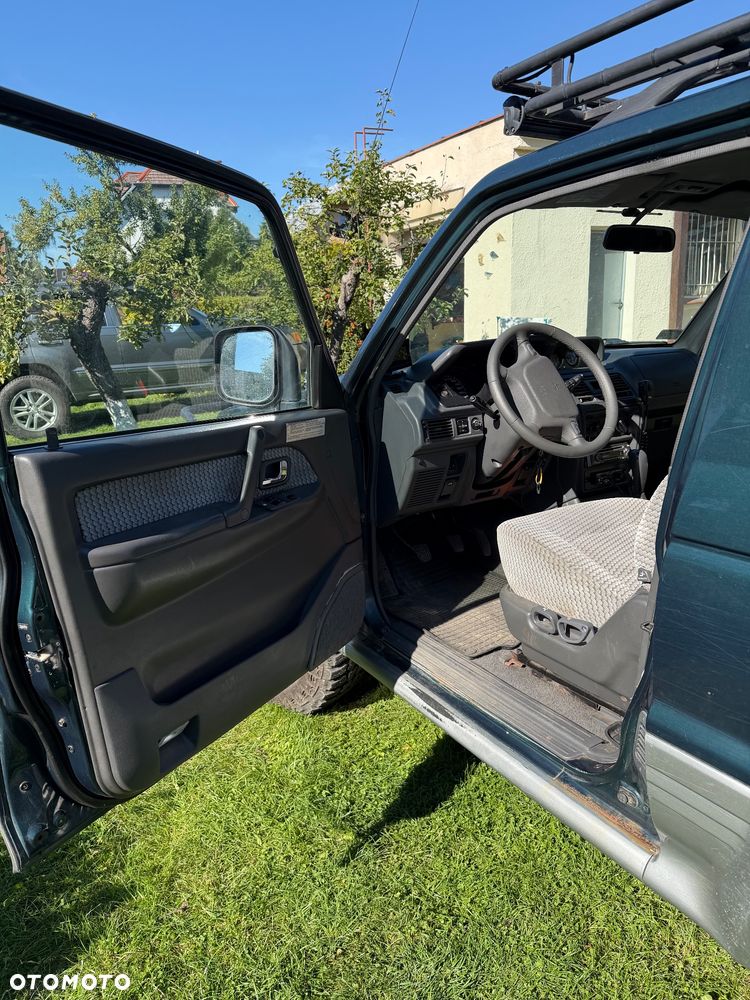 Mitsubishi Pajero 2.8 TD GLS - 11