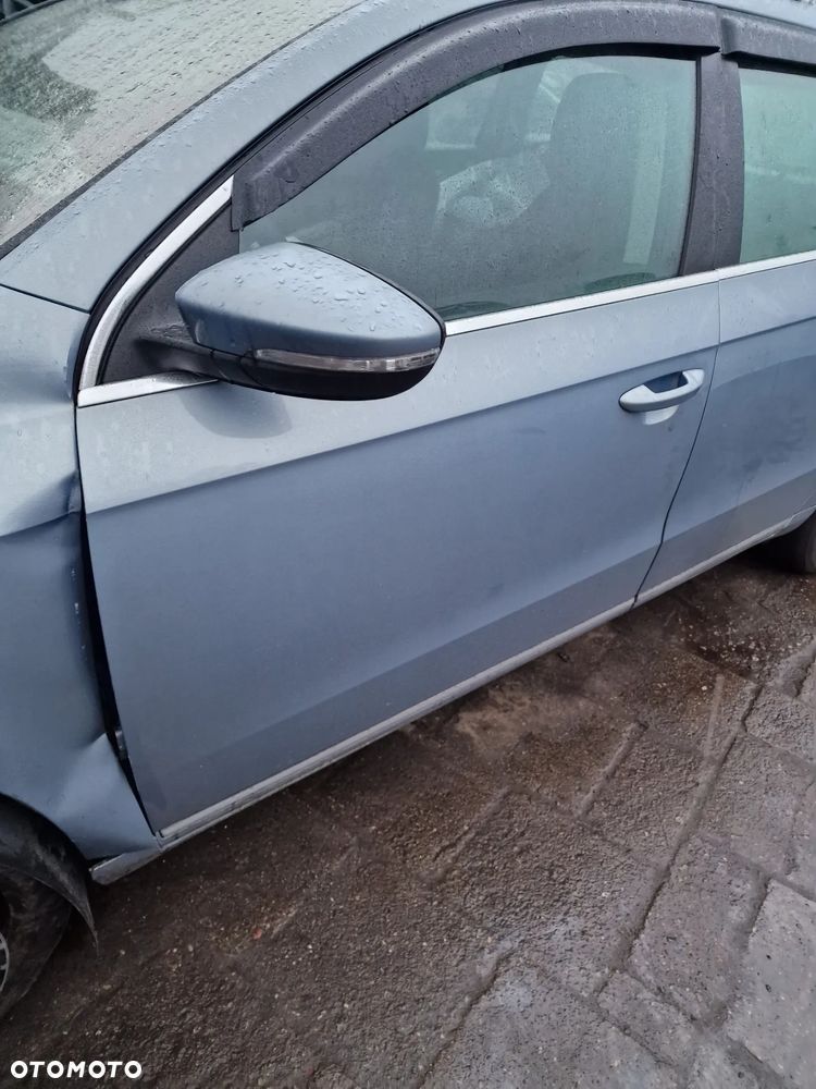 Drzwi lewy przód vw passat b7 w kolorze LC7Z - 1