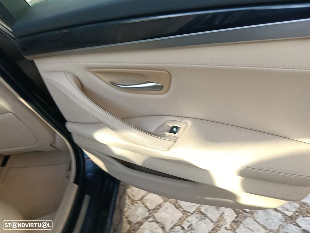 BMW 518 d Aut. Luxury Line - 15