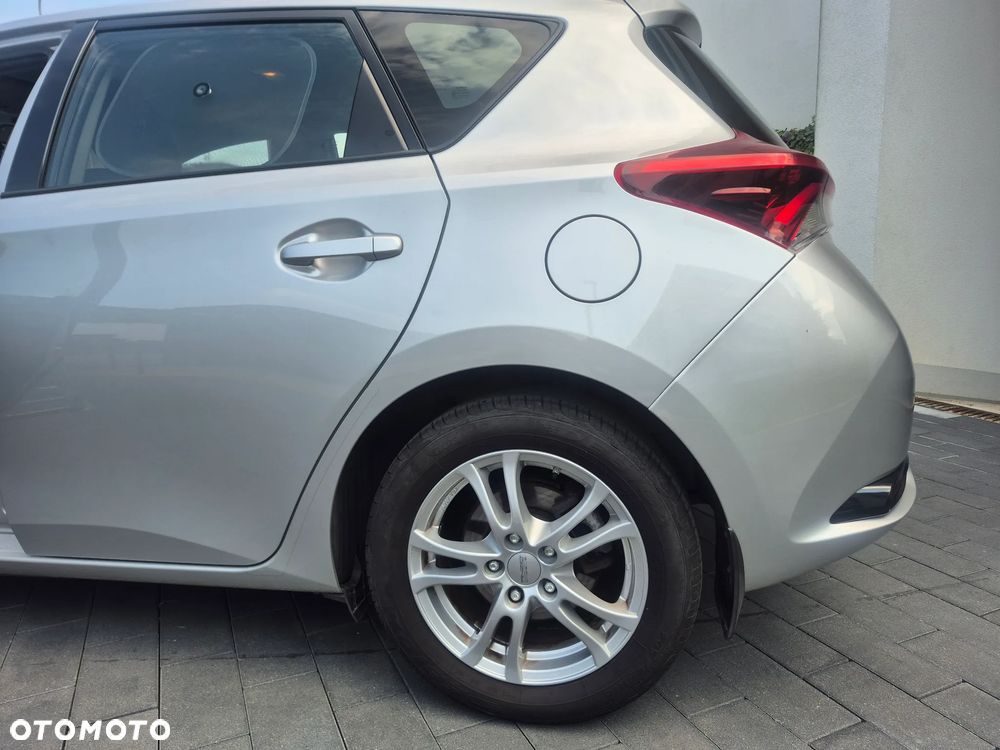 Toyota Auris 1.33 VVT-i Active - 5