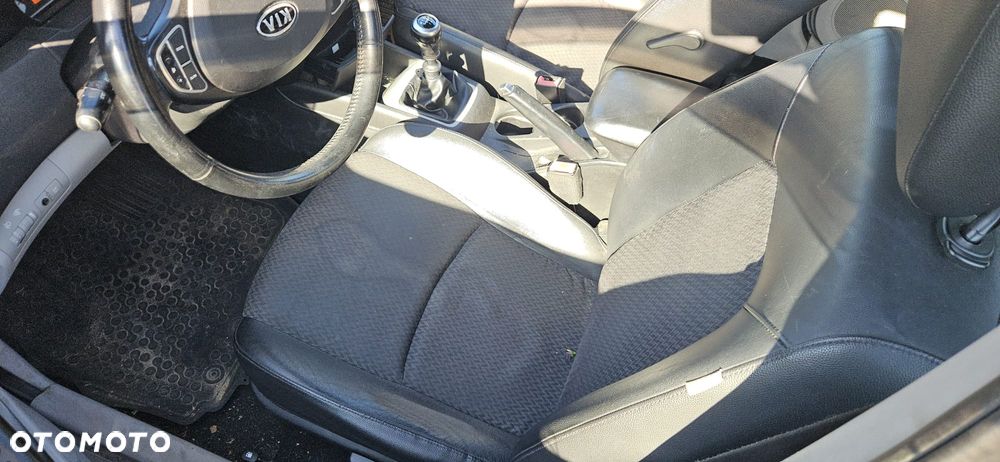 KIA CEED I 06-09 1.6 CRDI - RADIOODTWARZACZ - 26